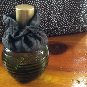 Mark earth by Avon parfum bottle